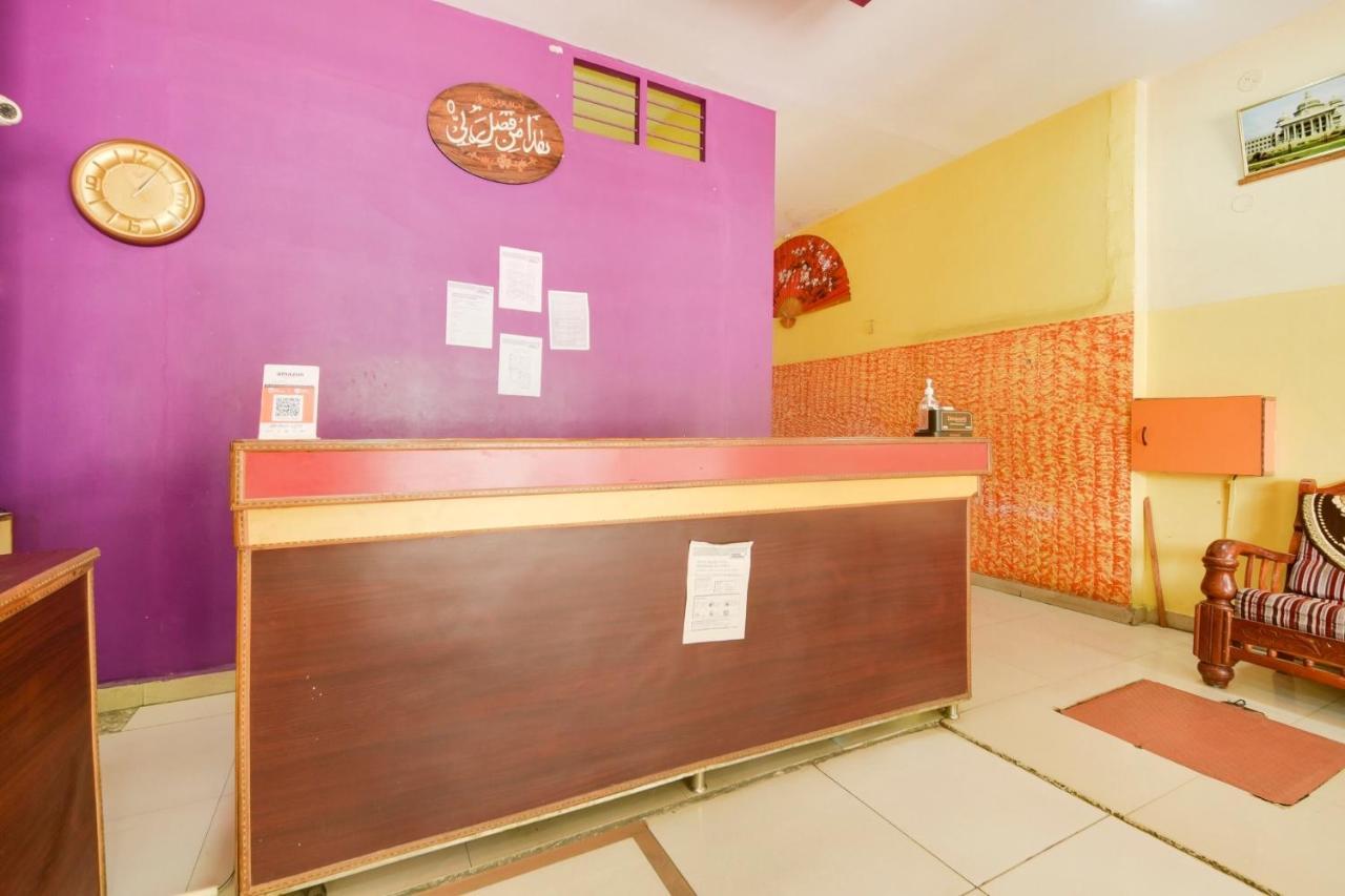 Hotel Spot On 74228 Galaxy Comforts Narasimharaja Puram Exterior foto