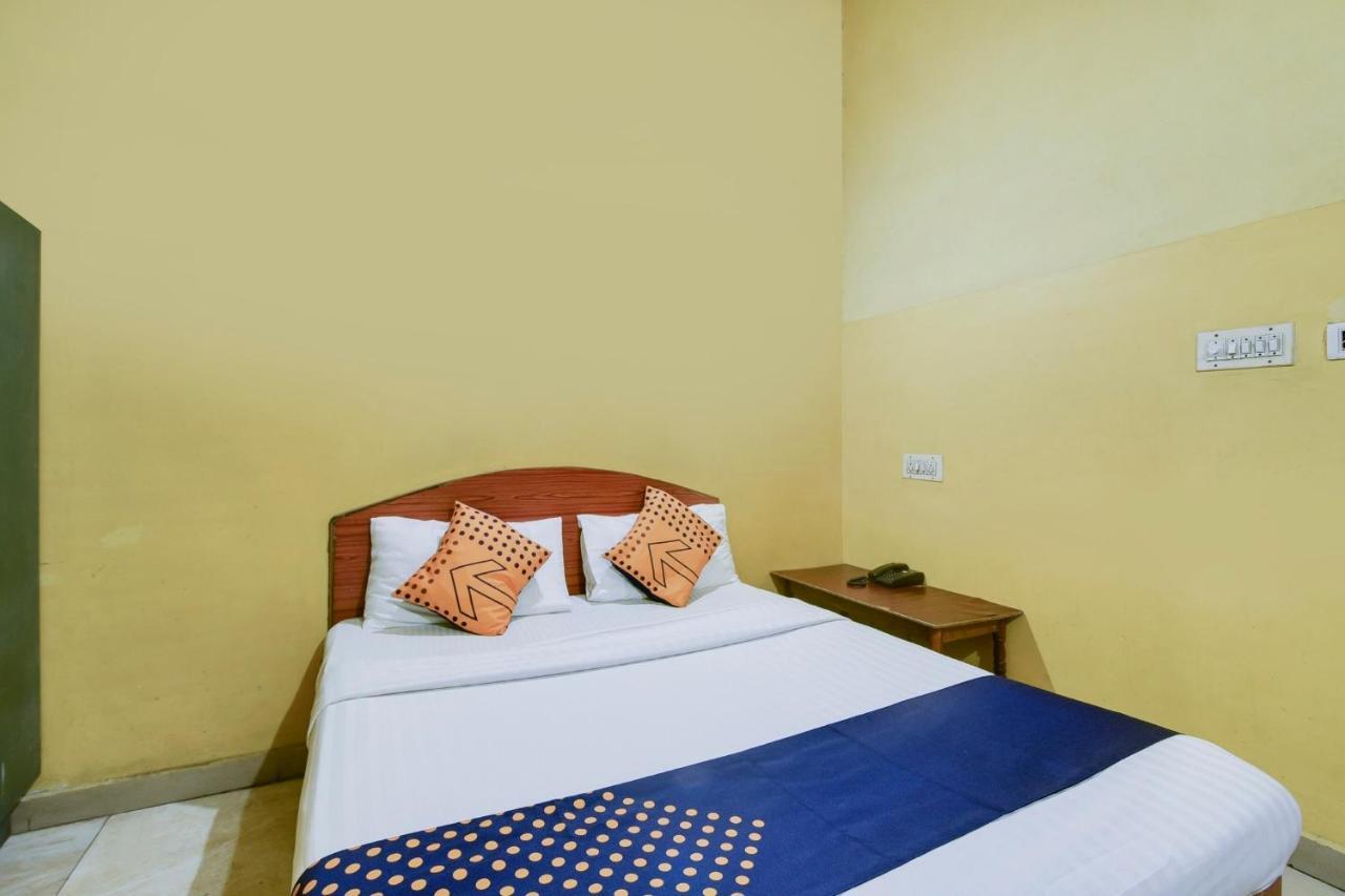 Hotel Spot On 74228 Galaxy Comforts Narasimharaja Puram Exterior foto